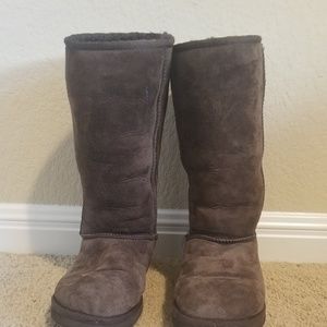 Chcolate Classic Tall Ugg boots